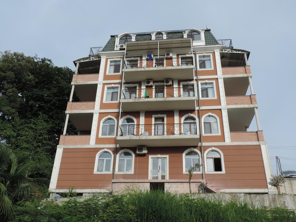 Sunny Hotel Batumi Makhinjauri Exterior photo